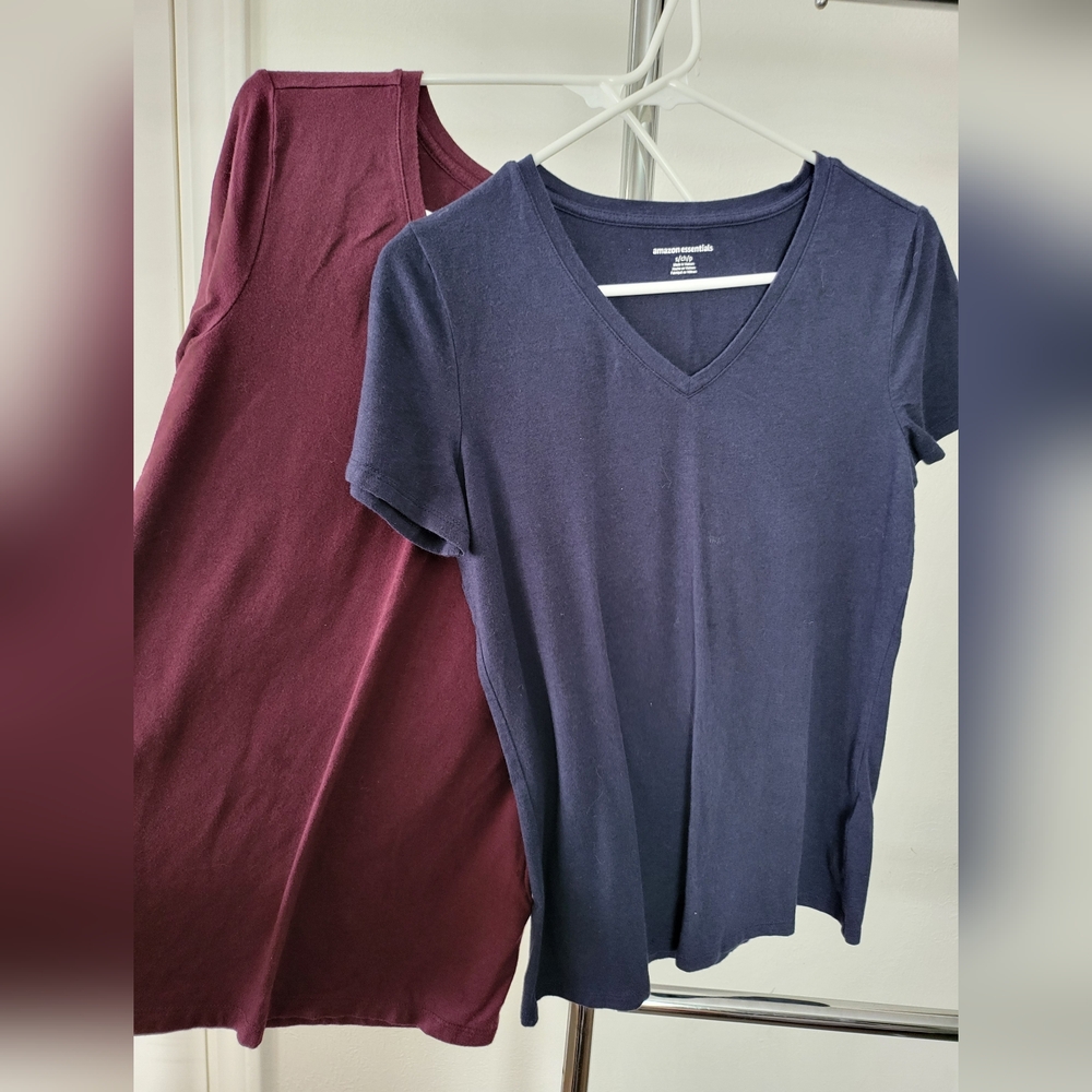 Amazon Women's Short Sleeve V-Neck Tee - Navy and Burgundy